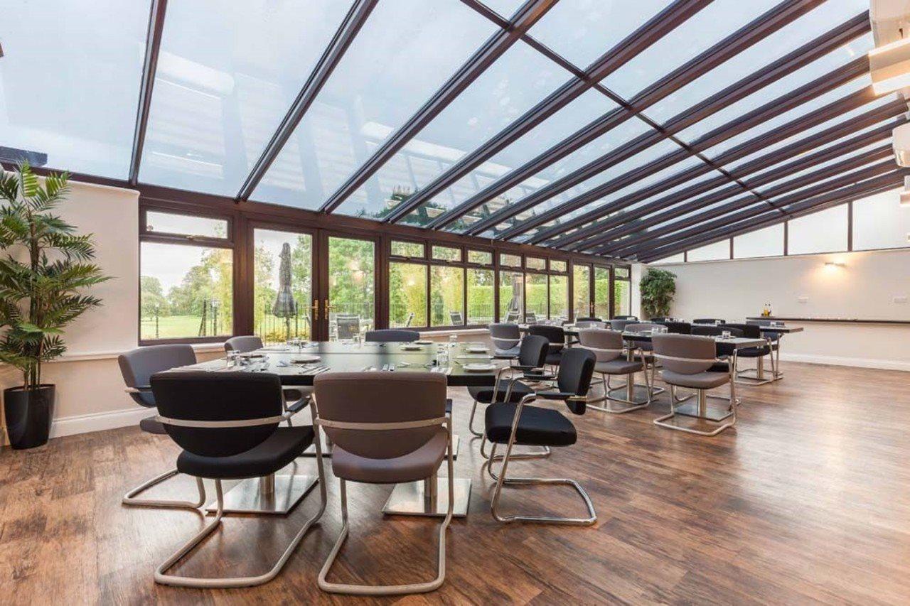 Lane End Hotel High Wycombe Bagian luar foto
